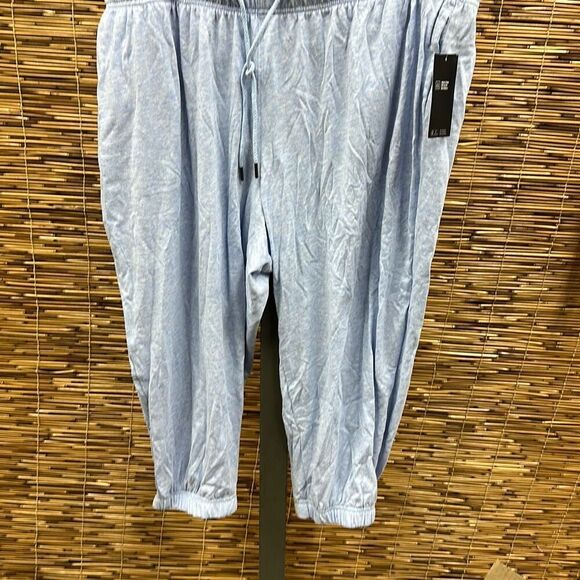 ID Ideology Womens Performance Plus Size Cropped Jogger Pants Blue 2X‎ - Picture 2 of 3